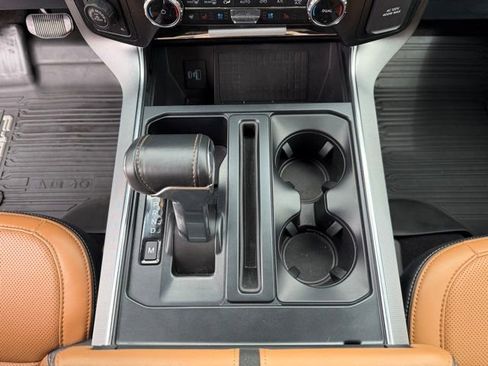 Certified 2022 Ford F150 Platinum w/ Equipment Group 701A High image 19