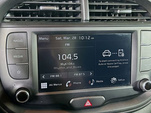 Used 2025 Kia Soul LX w/ LX Technology Package image 21