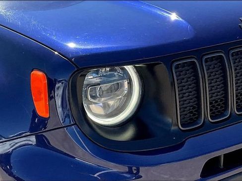 Used 2020 Jeep Renegade Altitude AWD/4WD image 27