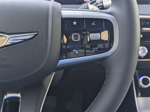 New 2026 Genesis GV70 2.5T Advanced image 17