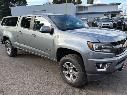 Used 2018 Chevrolet Colorado Z71 image 2