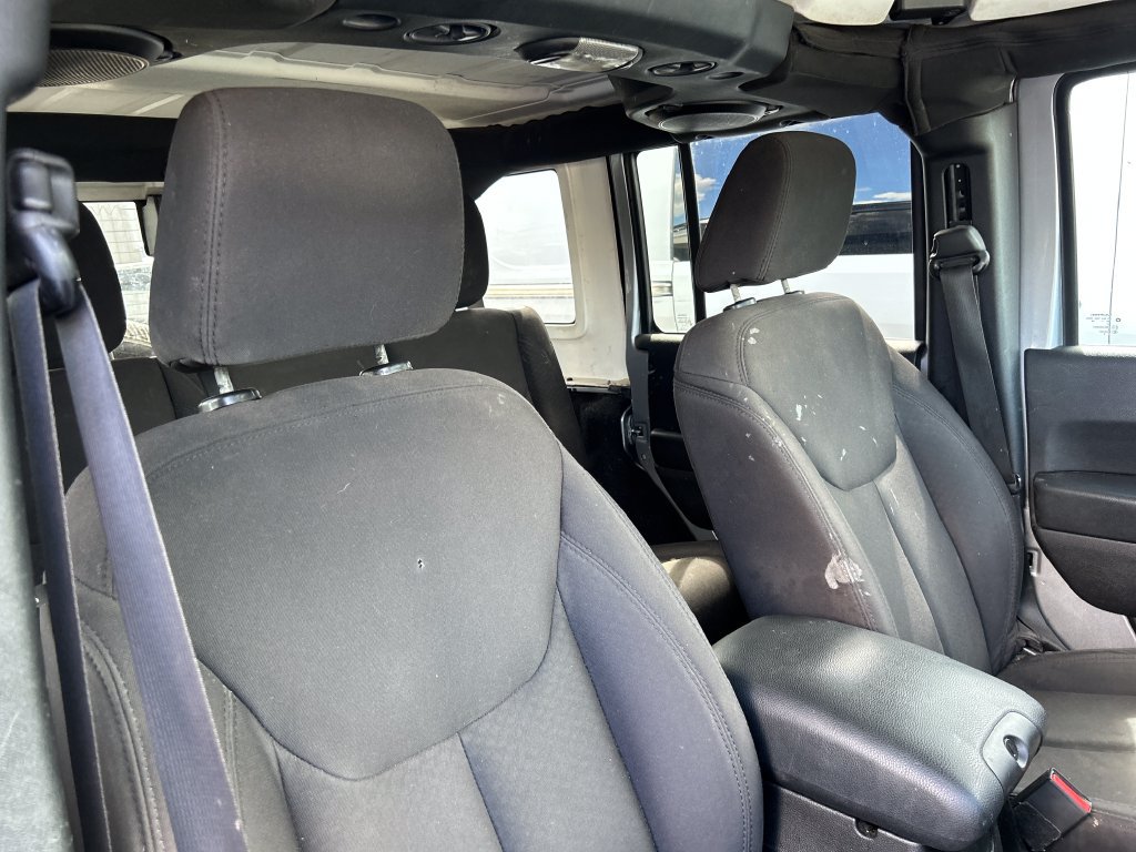 Used 2013 Jeep Wrangler Unlimited Sport AWD/4WD image 12