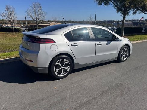 Used 2014 Chevrolet Volt w/ Enhanced Safety Package 1 image 34