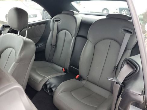 Used 2008 Mercedes-Benz CLK 550 Cabriolet image 25