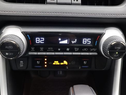 Used 2024 Toyota RAV4 Limited image 23