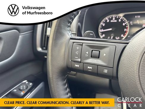 Used 2024 Nissan Pathfinder SL w/ SL Premium Package AWD/4WD image 19