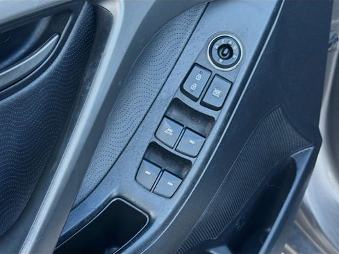 Used 2013 Hyundai Elantra Limited w/ Technology Pkg image 21