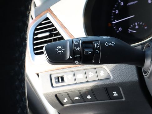 Used 2018 Hyundai Santa Fe Sport w/ 2.0T Ultimate Tech Package 05 image 19