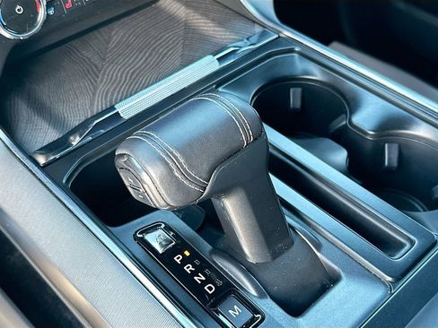 Used 2023 Ford F150 Platinum image 17