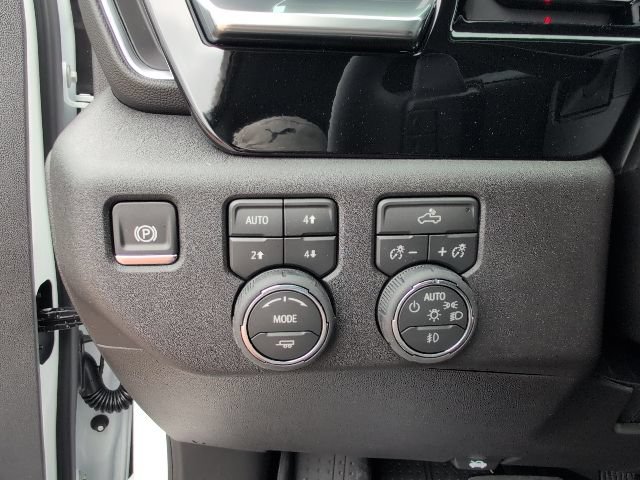 New 2026 Chevrolet Silverado 1500 RST w/ Rally Edition AWD/4WD image 17