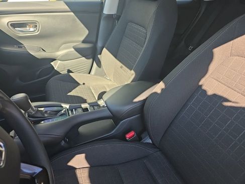 Used 2025 Honda HR-V LX image 20