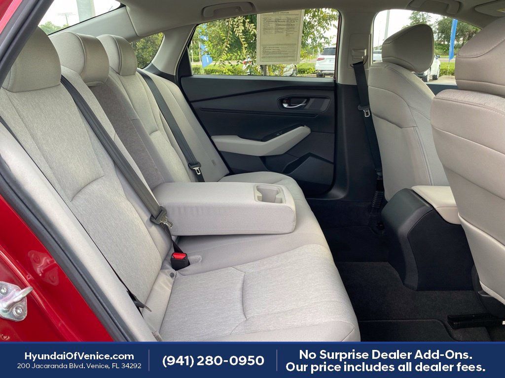 Used 2024 Honda Accord EX image 19
