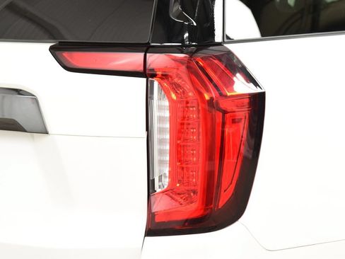Used 2023 GMC Yukon Denali Ultimate AWD/4WD image 21