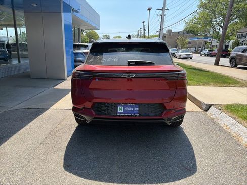 New 2026 Chevrolet Equinox EV RS AWD/4WD image 4