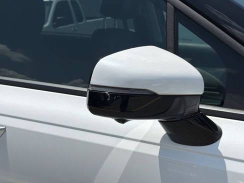 Certified 2024 Kia Carnival SX Prestige FWD image 10