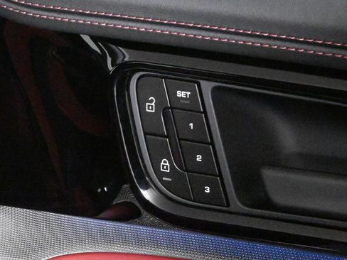 Used 2026 Porsche Panamera 4 AWD/4WD image 41