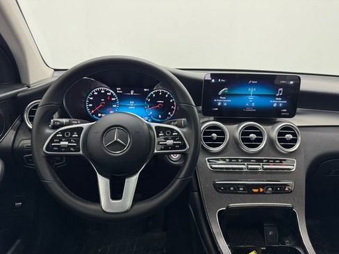 Certified 2021 Mercedes-Benz GLC 300 image 3