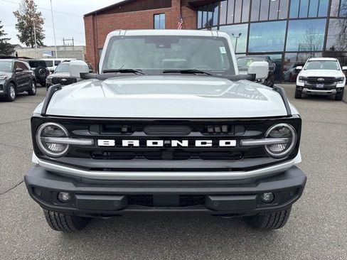 New 2026 Ford Bronco Outer Banks AWD/4WD image 15