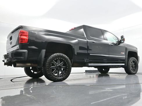 Used 2019 Chevrolet Silverado 2500 LTZ w/ Duramax Plus Package AWD/4WD image 51