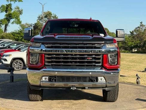 Used 2021 Chevrolet Silverado 2500 LTZ w/ LTZ Plus Package image 2