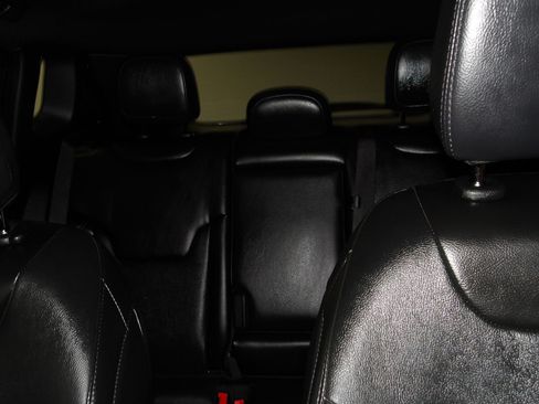 Used 2023 Jeep Compass Limited AWD/4WD image 10