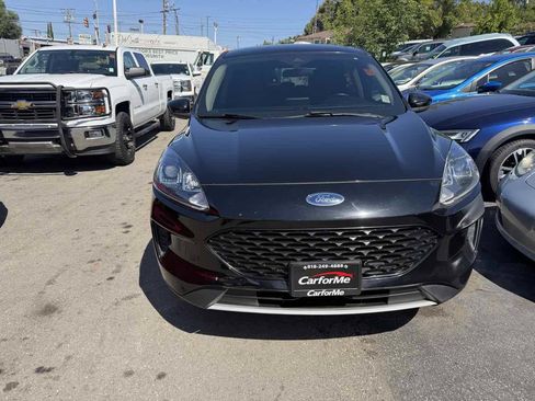 Used 2020 Ford Escape SE Sport AWD/4WD image 2
