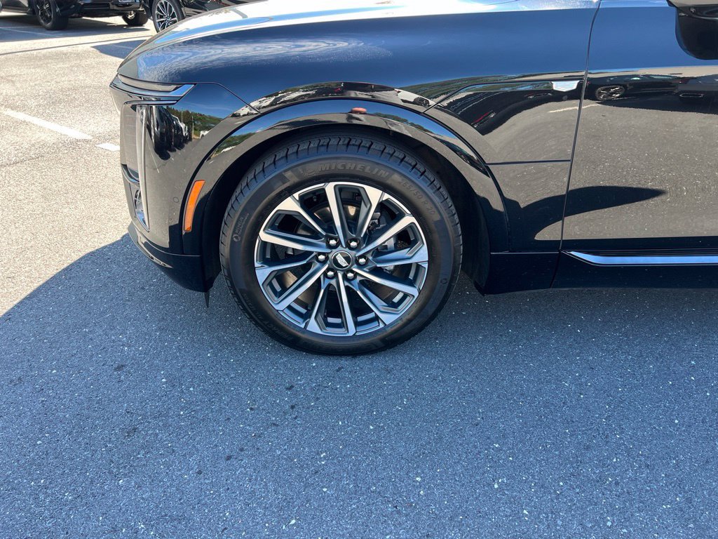 Certified 2024 Cadillac Lyriq Sport AWD/4WD image 30