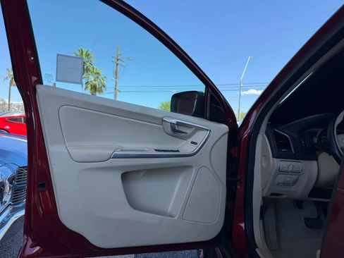 Used 2016 Volvo XC60 T5 Premier image 35