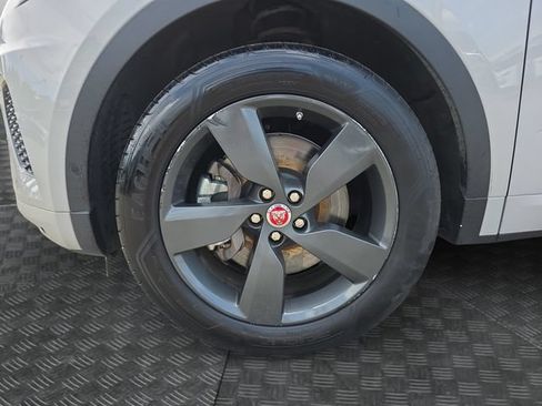 Used 2019 Jaguar E-PACE R-Dynamic SE AWD/4WD image 36