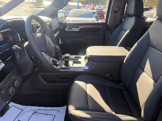 New 2026 Chevrolet Silverado 1500 RST w/ Z71 Off-Road Package AWD/4WD image 9