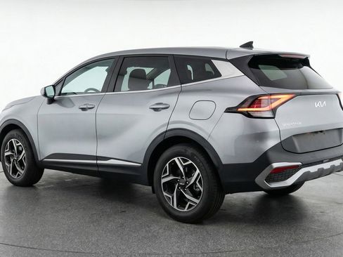 Used 2025 Kia Sportage LX AWD/4WD image 5
