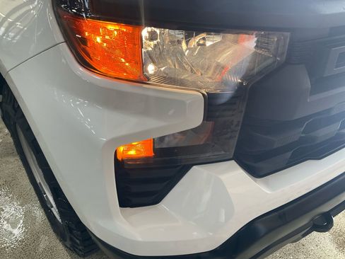 Used 2024 Chevrolet Silverado 1500 W/T w/ Z71 Off-Road Package image 19