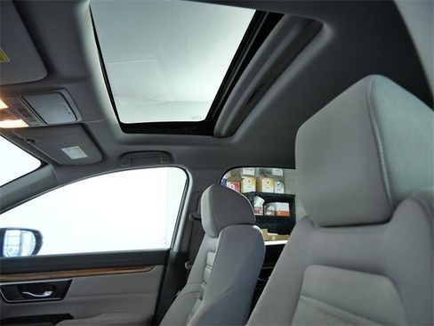 Used 2018 Honda CR-V EX image 17