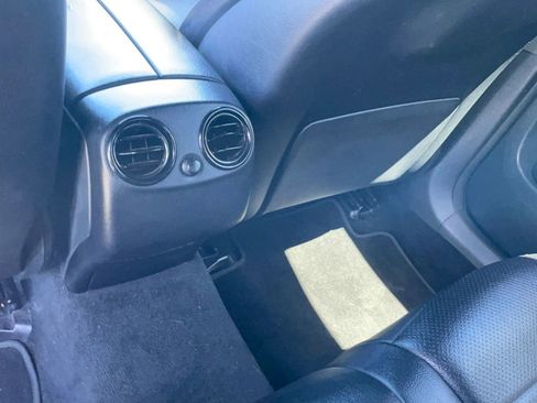 Used 2019 Mercedes-Benz GLC 300 4MATIC image 36