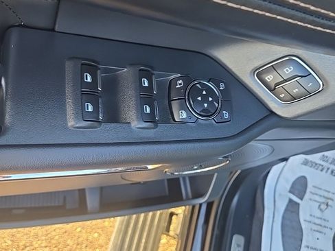 Used 2022 Ford Expedition Max Platinum image 12