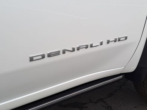 Certified 2024 GMC Sierra 3500 Denali Ultimate image 6