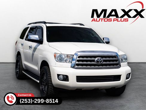 Used 2014 Toyota Sequoia Platinum AWD/4WD image 1