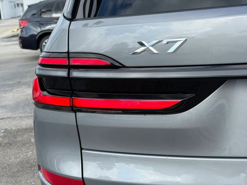 New 2027 BMW X7 xDrive40i w/ M Sport Package AWD/4WD image 10