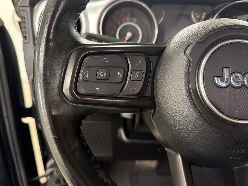Used 2021 Jeep Gladiator Sport AWD/4WD image 18