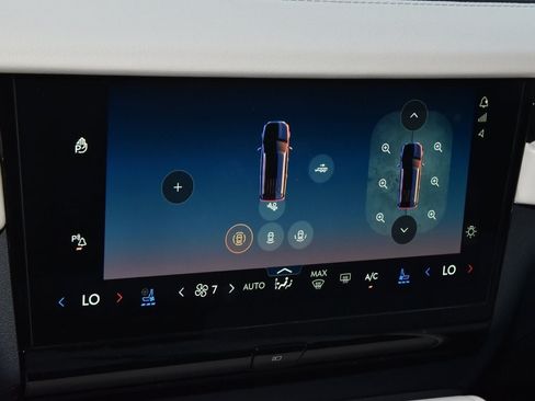 New 2026 Lincoln Navigator Reserve AWD/4WD image 30