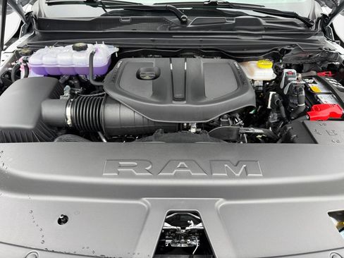New 2026 RAM 1500 Express AWD/4WD image 23