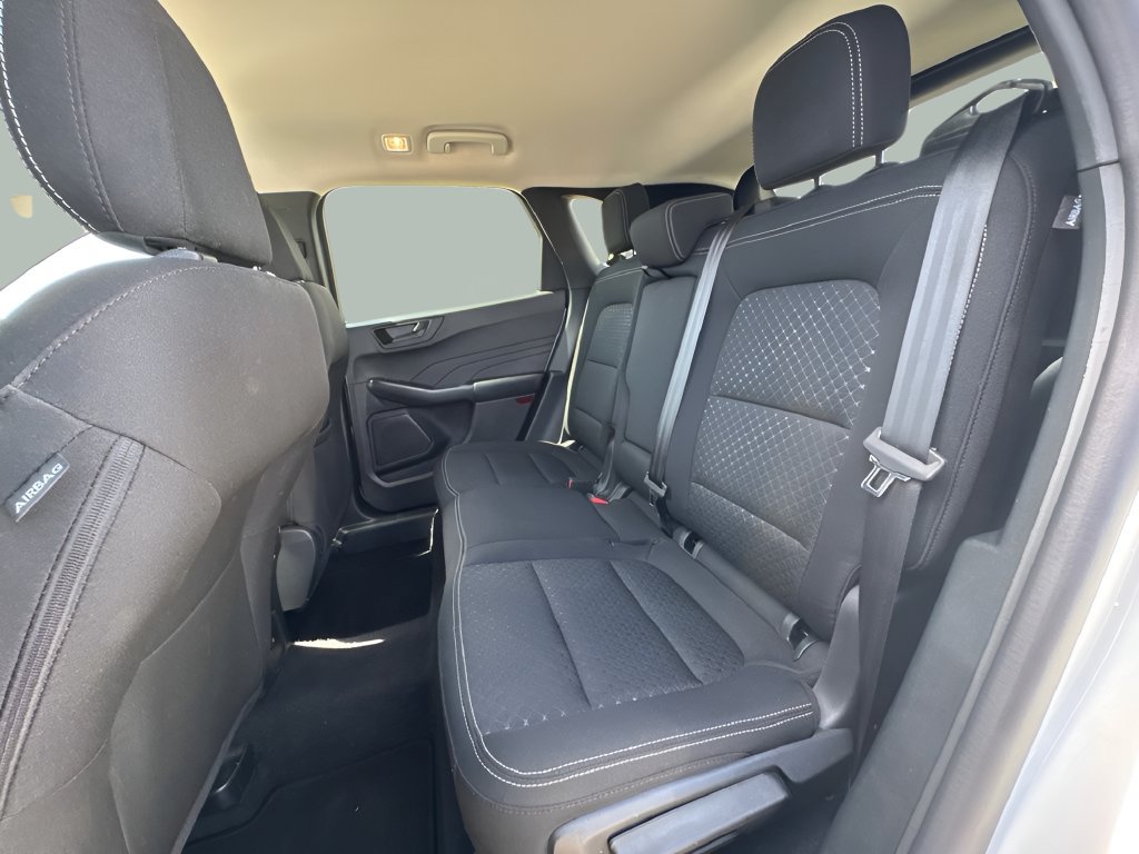 Used 2025 Ford Escape Active AWD/4WD image 27