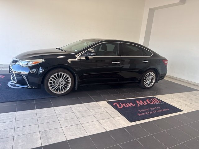 Certified 2018 Toyota Avalon Limited FWD image 1