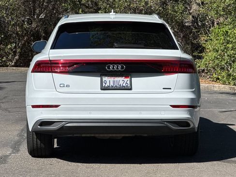 Certified 2023 Audi Q8 Premium AWD/4WD image 6