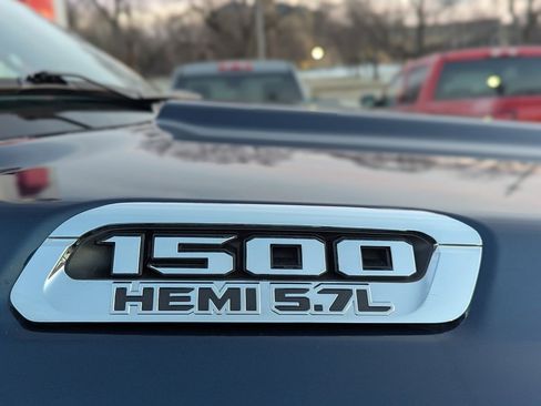 Used 2022 RAM 1500 Limited w/ Body-Colour Bumper Group image 19