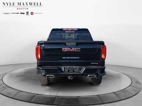 Used 2021 GMC Sierra 1500 AT4 w/ AT4 Premium Package AWD/4WD image 15