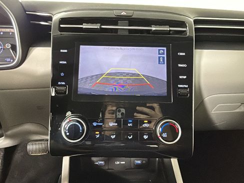 Certified 2024 Hyundai Tucson SE FWD image 30