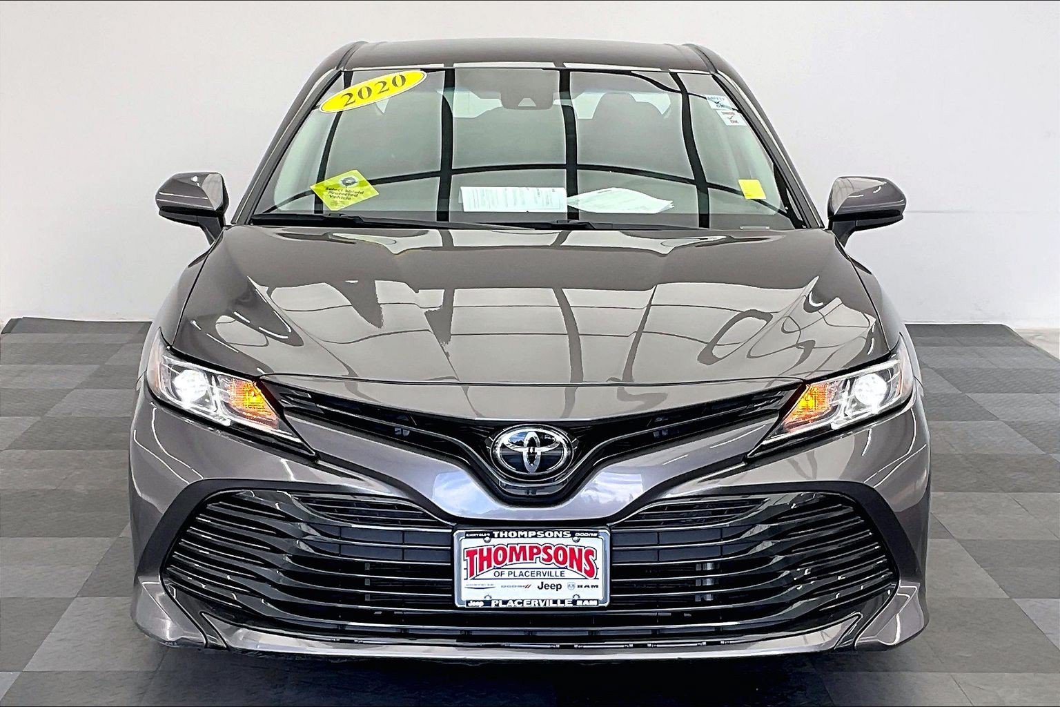 Used 2020 Toyota Camry LE FWD image 2