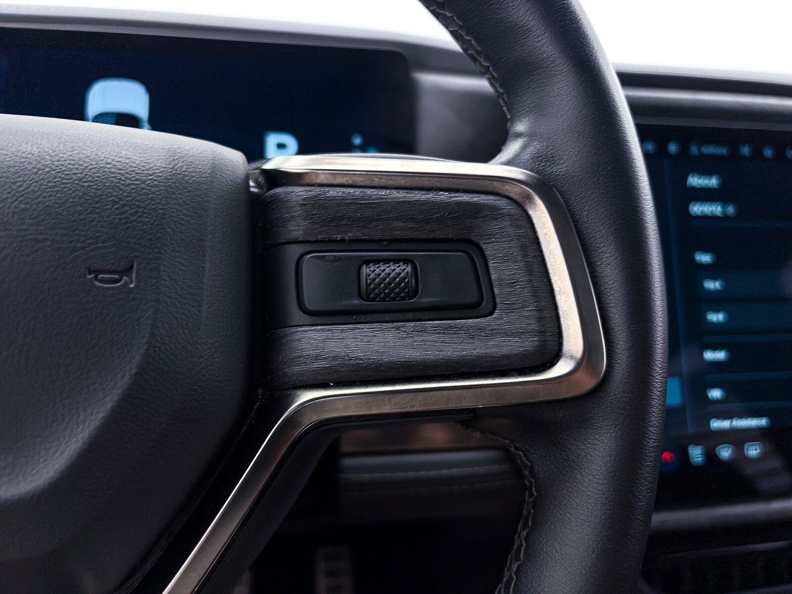 Used 2022 Rivian R1S Launch Edition Quad AWD/4WD image 30
