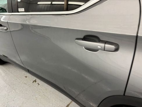 Used 2019 Chevrolet Traverse LT FWD image 20